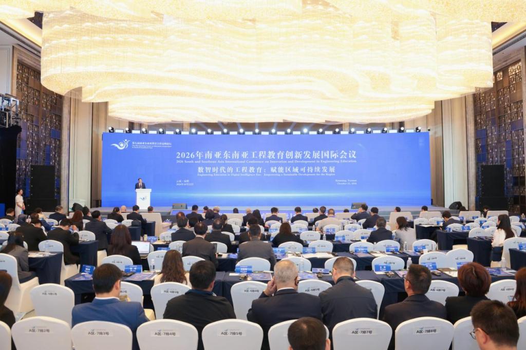 e3b97c53-dfab-450e-9d07-910cd778e43d.jpg