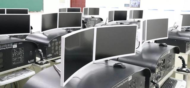 成为中国机长！昆明理工大学飞行技术专业将招100名“养成生”